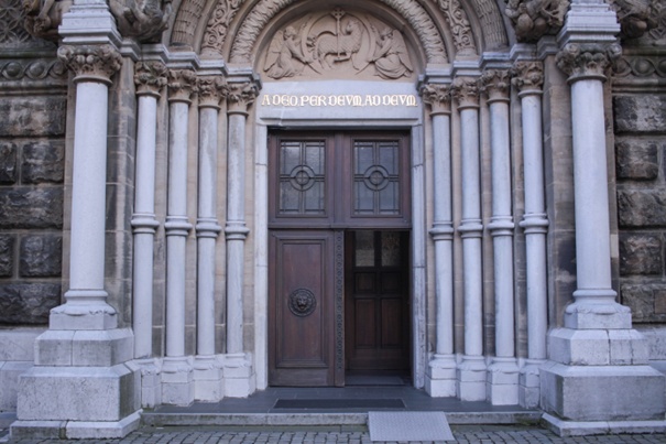 Sankt Jakob Eingang